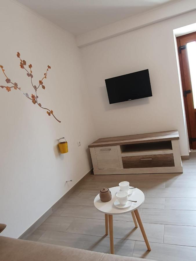Apartman Mi Nerezine Zewnętrze zdjęcie