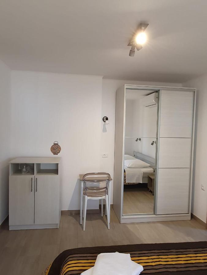 Apartman Mi Nerezine Zewnętrze zdjęcie